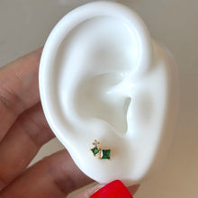 Cargar imagen en el visor de la galería, PIERCING TRIPLE VERDE