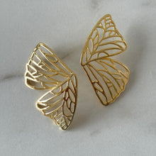 Cargar imagen en el visor de la galería, ARETES ALAS MONARCA