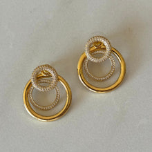 Cargar imagen en el visor de la galería, ARETES CLARE