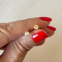 Cargar imagen en el visor de la galería, PIERCING ZIRCONIA BISEL