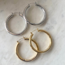Cargar imagen en el visor de la galería, MAXI HOOPS LISA