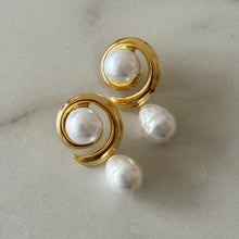 Cargar imagen en el visor de la galería, ARETES EVERETT