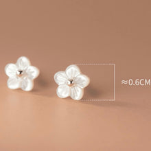 Cargar imagen en el visor de la galería, PIERCING FLOR NACAR
