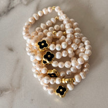 Cargar imagen en el visor de la galería, PULSERA PERLAS TRÉBOL*