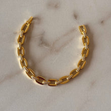 Cargar imagen en el visor de la galería, PULSERA CUADROS PAVE
