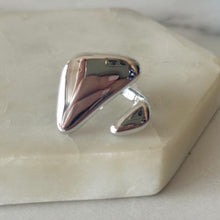 Cargar imagen en el visor de la galería, ANILLO TRIÁNGULO PLT