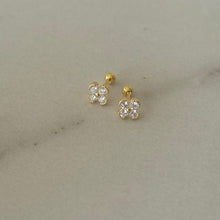 Cargar imagen en el visor de la galería, PIERCING FLOR 4 PETALOS