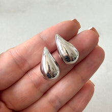 Cargar imagen en el visor de la galería, ARETES GOTA PLT 12MM