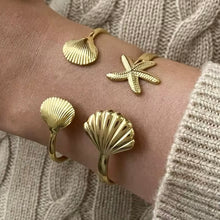 Cargar imagen en el visor de la galería, BANGLE DOBLE CONCHA