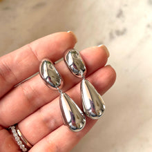 Cargar imagen en el visor de la galería, ARETES MELIDA PLATEADO