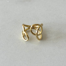 Cargar imagen en el visor de la galería, ANILLO ARABIA DORADO
