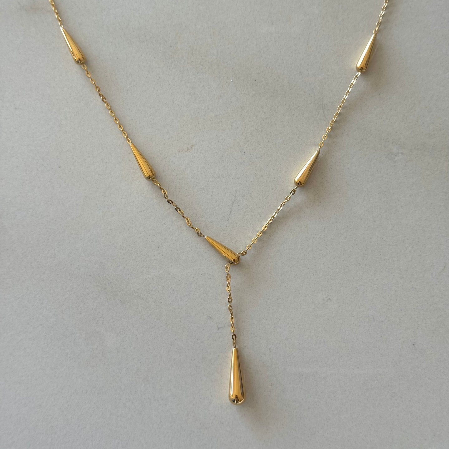 LARIAT GOTITAS