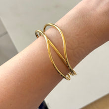 Cargar imagen en el visor de la galería, BANGLE LEA
