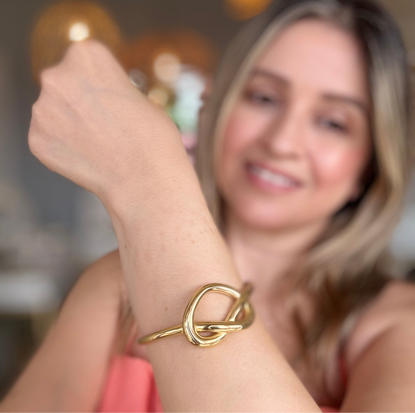 BANGLE PRETZEL