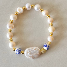 Cargar imagen en el visor de la galería, PULSERA PERLAS SEVILLA*
