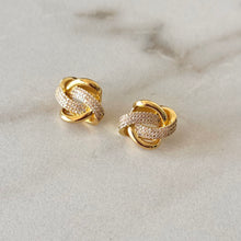 Cargar imagen en el visor de la galería, ARETES ÁTOMO DORADO
