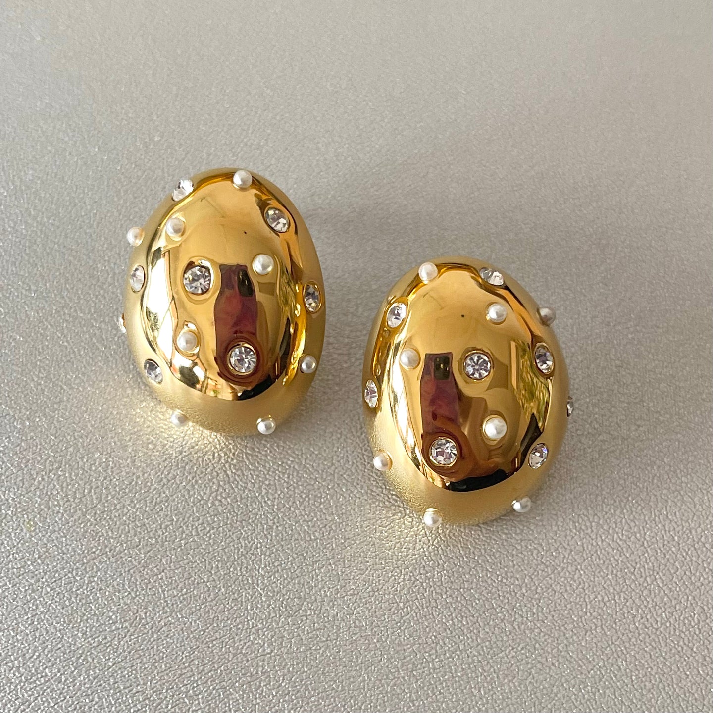 ARETES TATIANA