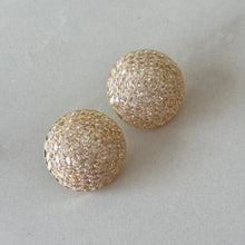 Cargar imagen en el visor de la galería, ARETES DISCO DORADO
