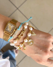 Cargar imagen en el visor de la galería, PULSERA PERLAS MOM
