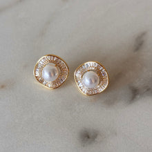 Cargar imagen en el visor de la galería, ARETES AYLYN
