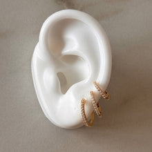 Cargar imagen en el visor de la galería, HUGGIES MÍA
