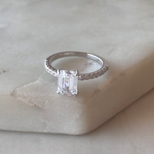 Cargar imagen en el visor de la galería, ANILLO ISABEL 7
