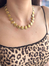 Cargar imagen en el visor de la galería, COLLAR CONCHITAS
