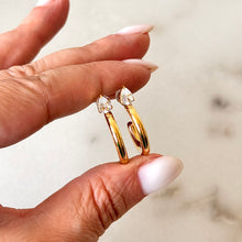Cargar imagen en el visor de la galería, HOOPS ZIRCONIA PERA
