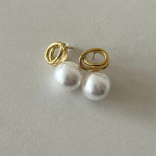 Cargar imagen en el visor de la galería, ARETES SATURNINA
