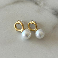 Cargar imagen en el visor de la galería, ARETES DELIA
