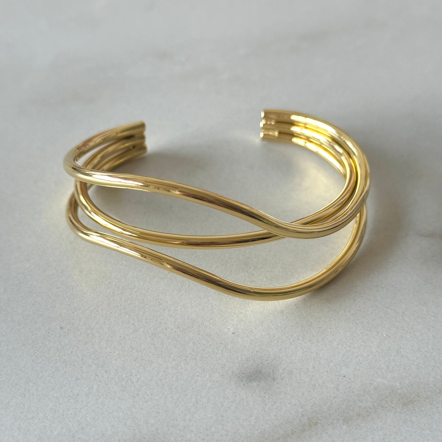 BANGLE LEA