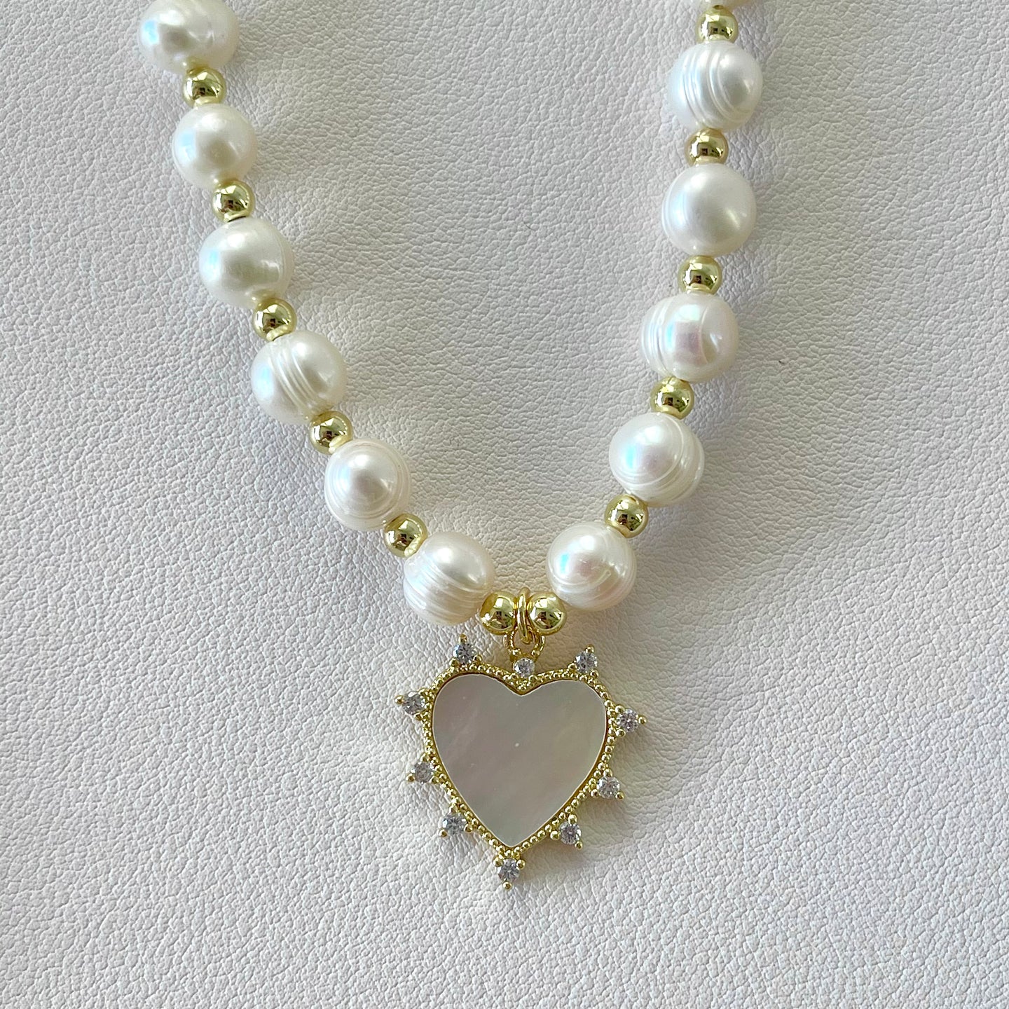 COLLAR AMOR VIVIENTE