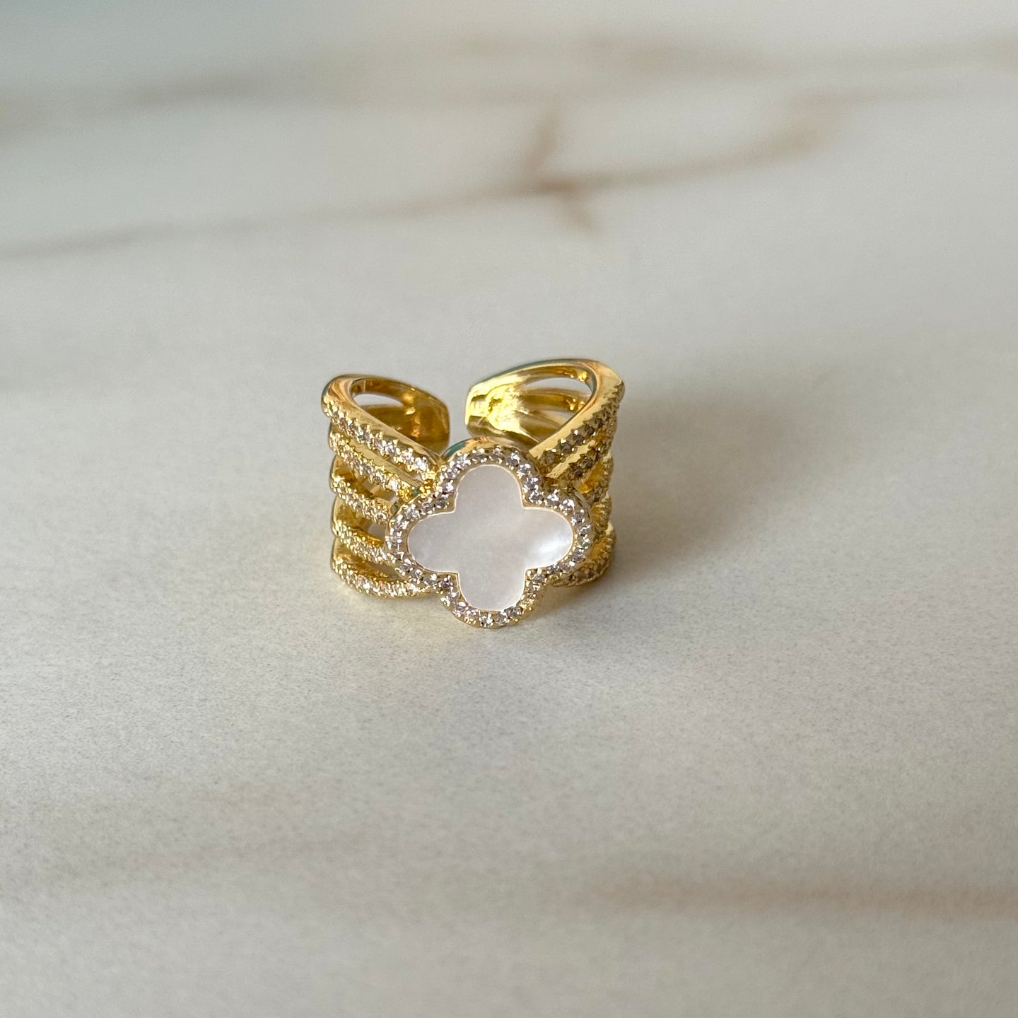 ANILLO TRÉBOL LÍNEAS