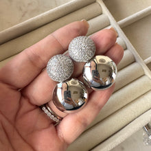 Cargar imagen en el visor de la galería, ARETES ASTRID PLATEADO
