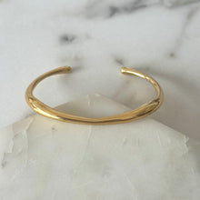 Cargar imagen en el visor de la galería, BANGLE COSTA II
