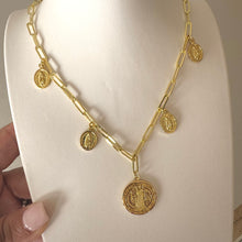 Cargar imagen en el visor de la galería, COLLAR CHARMS MEDALLAS
